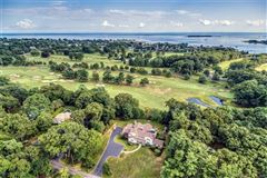 GORGEOUS SIX BEDROOM HOME - COMPO BEACH LOCATION