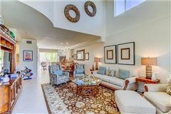 BEAUTIFULLY RENOVATED VILLA