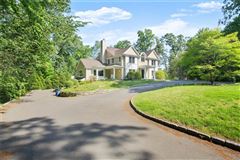 MAGNIFICENT AND SPRAWLING LUXURY HOME IN MORTH MIANUS