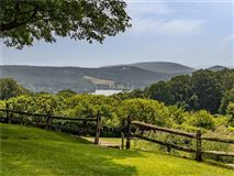 LOST ACRE FARM