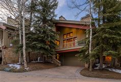 SKI-IN, SKI-OUT IN DEER VALLEY