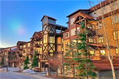 HIGHLY SOUGHT-AFTER TOWNHOME CENTRALLY LOCATED WITHIN SILVER STAR