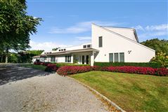 AN IDEAL SUMMER RETREAT