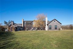GRAND LIVING SAGAPONACK HOME