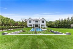 BRIGHT AND GRACIOUS DESIGNER HOME IN SOUTHAMPTON