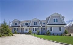 STUNNING GAMBREL STYLE HOME