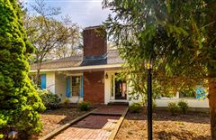 LOVELY ONE LEVEL HOME