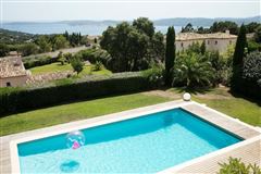 MAGNIFICENT VILLA WITH VIEW OF THE GULF OF ST TROPEZ AND THE HILLS