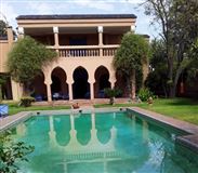 A BEAUTIFUL VILLA IN TARGA