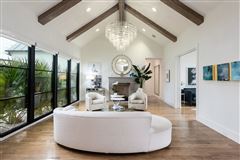 DESIGNER UPGRADES IN EVERY ROOM