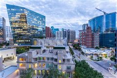 Apartment/Condo/Town