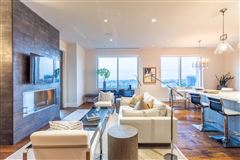 GORGEOUS STONELEIGH HOME WITH HOTEL AMENITIES