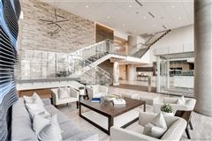 LUXURY LIVING AT LAKEHOUSE
