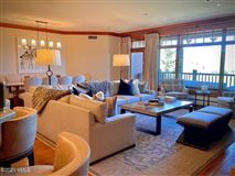 BEAUTIFULLY FURNISHED AND SPACIOUS CONDO