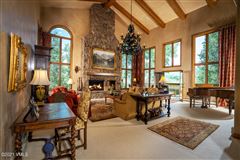 QUINTESSENTIAL BEAVER CREEK HOME IN UPPER BORDERS