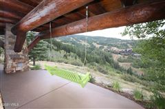 BEAUTIFUL MARRIAGE OF A LOG HOME AND MOUNTAIN TRANSITIONAL