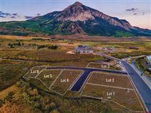 UNOBSTRUCTED VIEWS OF PARADISE DIVIDE