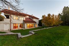 NOEL | SUPERB VILLA 9 ROOMS PIPERA NEAR THE FOREST | LAND 1200 MP