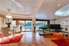 CHATENAY RESIDENCE | 8 ROOMS VILLA HERASTRAU AREA | LAND 900MP