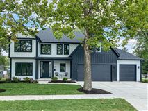BURR RIDGE'S PREMIERE SUBDIVISION