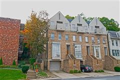 PICTURE PERFECT TOWNHOME IN SHADYSIDE