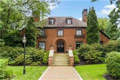 A TRUE MASTERPIECE METICULOUSLY MAINTAINED AND UPDATED