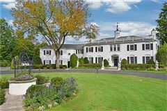 ICONIC IN-TOWN ESTATE