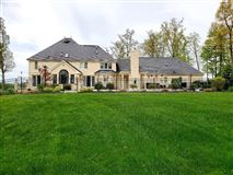SOPHISTICATED AND LUXURIOUS EXECUTIVE ESTATE HOME WAS BUILT BY KACLIK BUILDERS