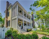 EXQUISITE FOUR BEDROOM HOME
