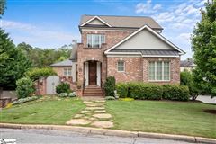 AN AMAZING CUSTOM BUILT BRICK SINGLE FAMILY HOME