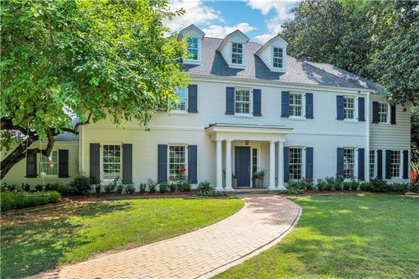 Stunning Traditional Home In Kingswood Georgia Luxury Homes