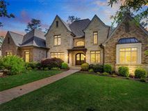 FINELY CRAFTED CUSTOM HOME