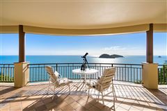 TRANQUIL LUXURY PERCHED ON THE EDGE OF THE OCEAN