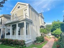 FABULOUS VICTORIAN EXUDES ELEGANCE AND CHARM