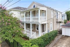 BEAUTIFULLY UPDATED NEW ORLEANS HOME PERFECT FOR ENTERTAINING