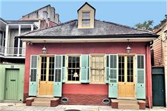 MAGICAL CREOLE COTTAGE