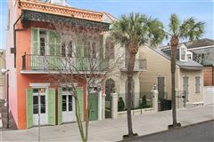 QUINTESSENTIAL DESIGNER FRENCH QUARTER MANSION