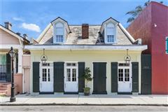 TWO-STORY CREOLE COTTAGE