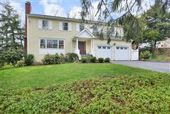 PRISTINE FULLY RENOVATED COLONIAL