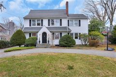 BEAUTIFULLY DETAILED HOME IN RIVERSIDE