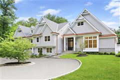 ULTRA-CHIC BACKCOUNTRY OASIS