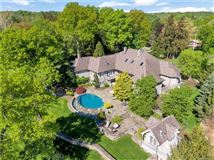 ARCHITECTURAL MASTERPIECE WITH PANORAMIC VIEWS