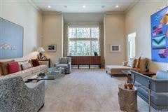 WHERE PARK AVENUE MEETS THE BURBS