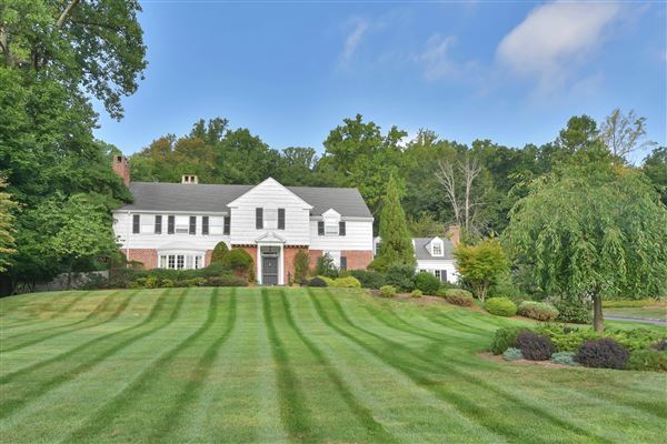 Montclair Luxury Homes and Montclair Luxury Real Estate | Property