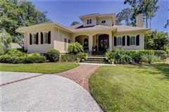 FAIRWAY HOME WITH GREAT CURB APPEAL ON HILTON HEAD