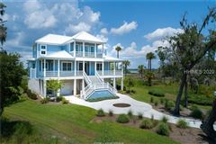 OWN YOUR OWN PENINSULA WITH THIS BEAUTIFUL HOME