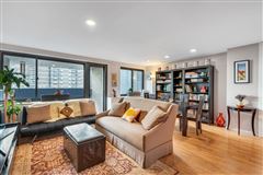 FULLY RENOVATED HIGH FLOOR TWO BEDROOM APARTMENT