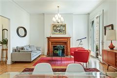 SIX BEDROOM HOME IN BROOKLYN HEIGHTS