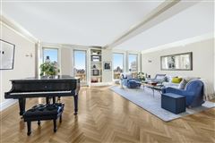 STUNNING HISTORY AND LUXURY