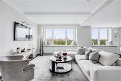 FLAWLESS LUXURY WITH SPECTACULAR CENTRAL PARK VIEWS
